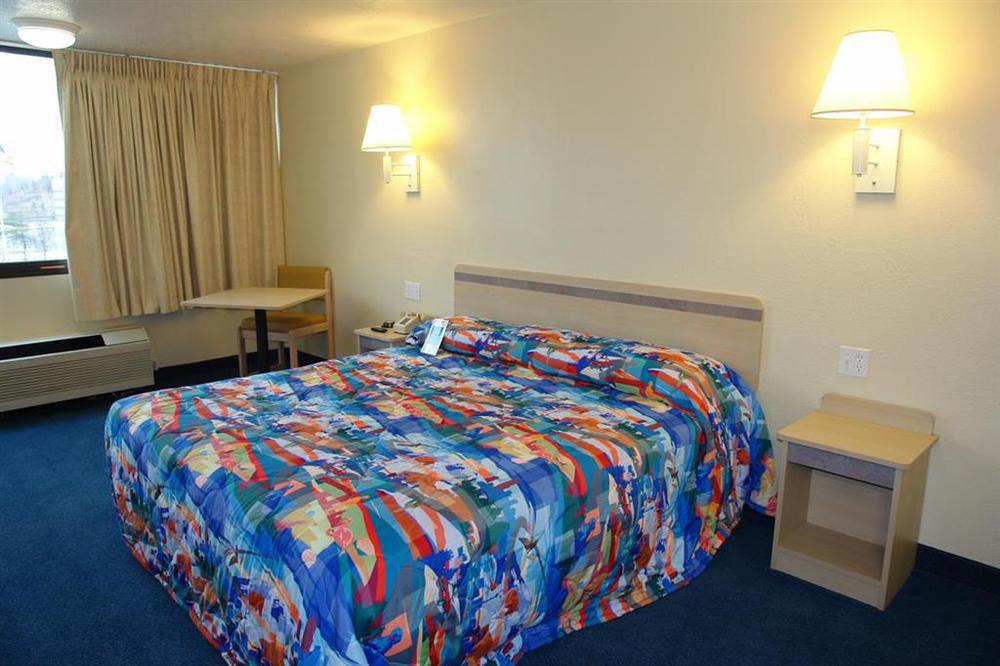 Motel 6-Framingham, Ma - Boston West Room photo